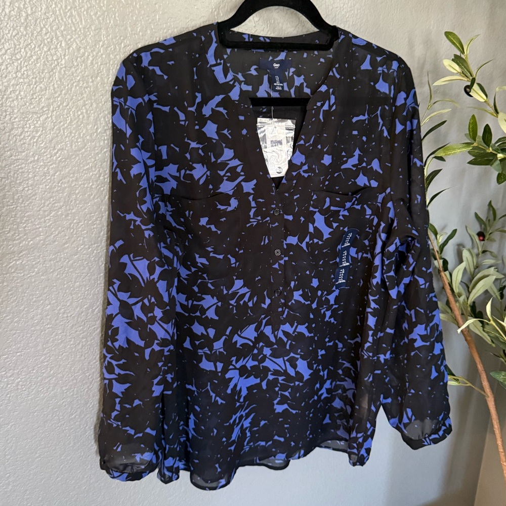 GAP Black and Blue Patterned Blouse